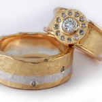 Brilliant cut diamonds set in 18 kt. yellow gold and sterling silver